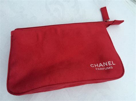 beauty bag chanel|Chanel makeup bag for sale.